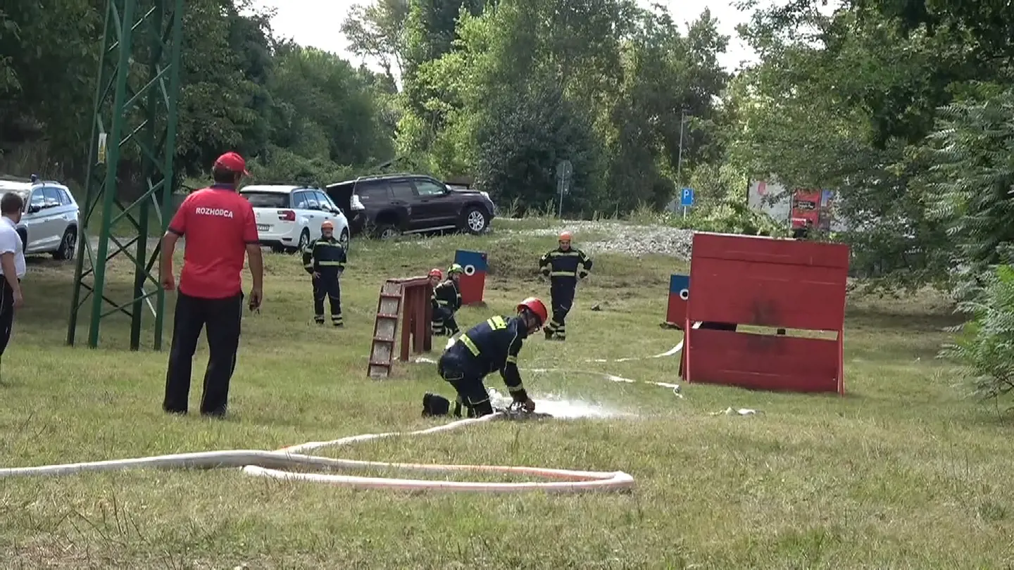Hasičská súťaž v Devínskej Novej Vsi