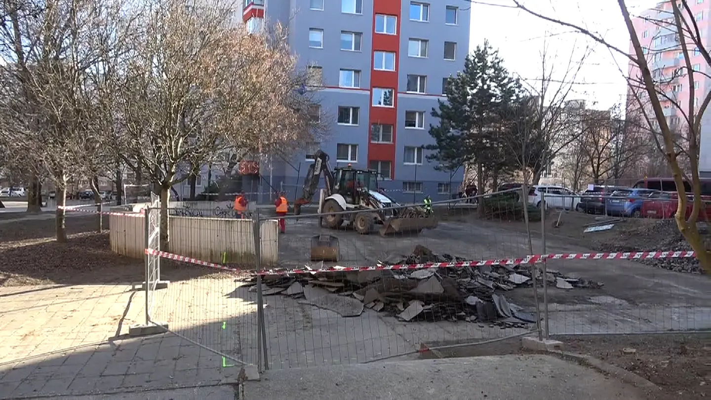 Rekonštrukcia ihrísk na sídlisku Kostolné