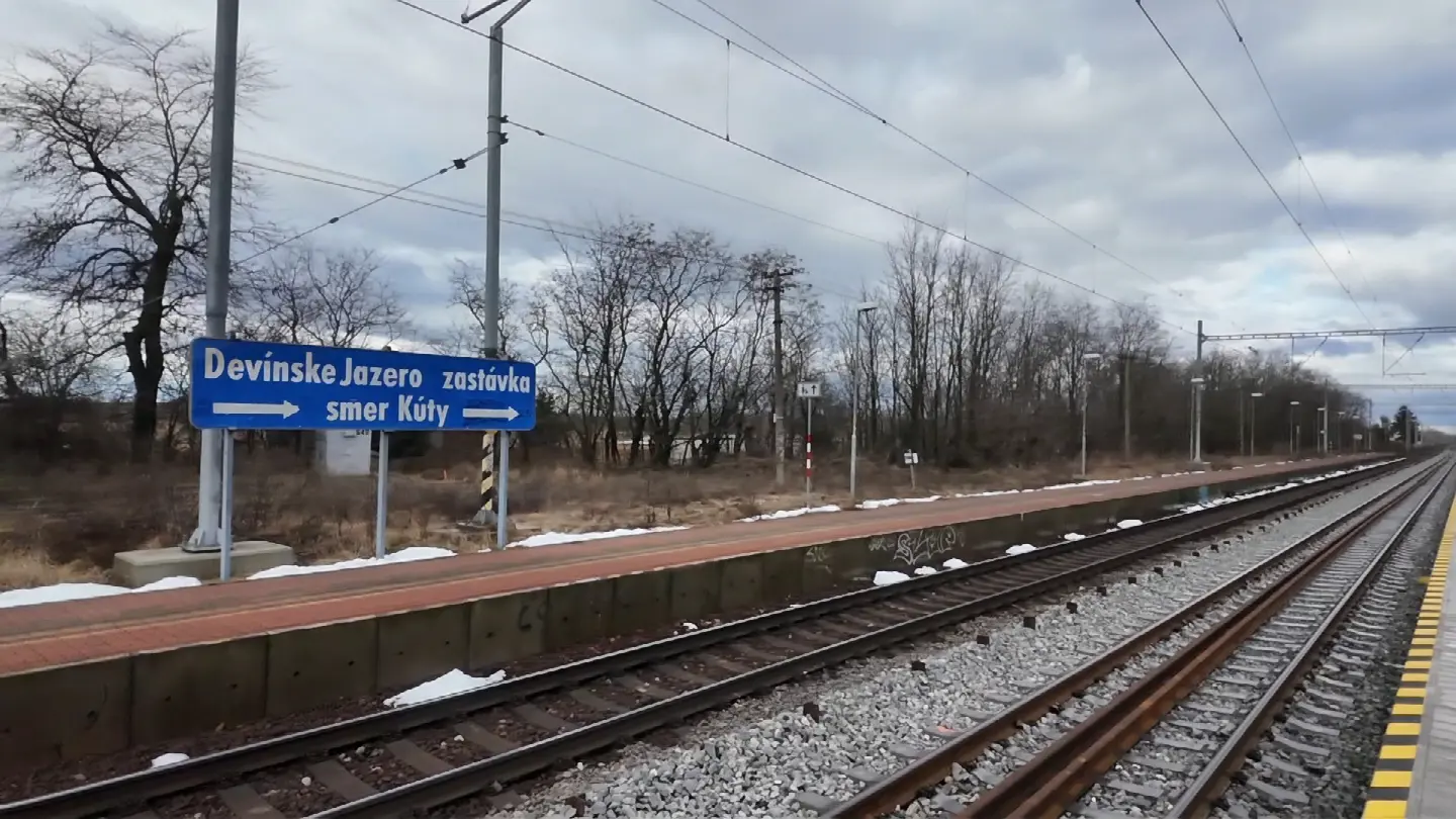 Ako pokračuje modernizácia železničnej trate z Devínskej Novej Vsi po štátnu hranicu s ČR?