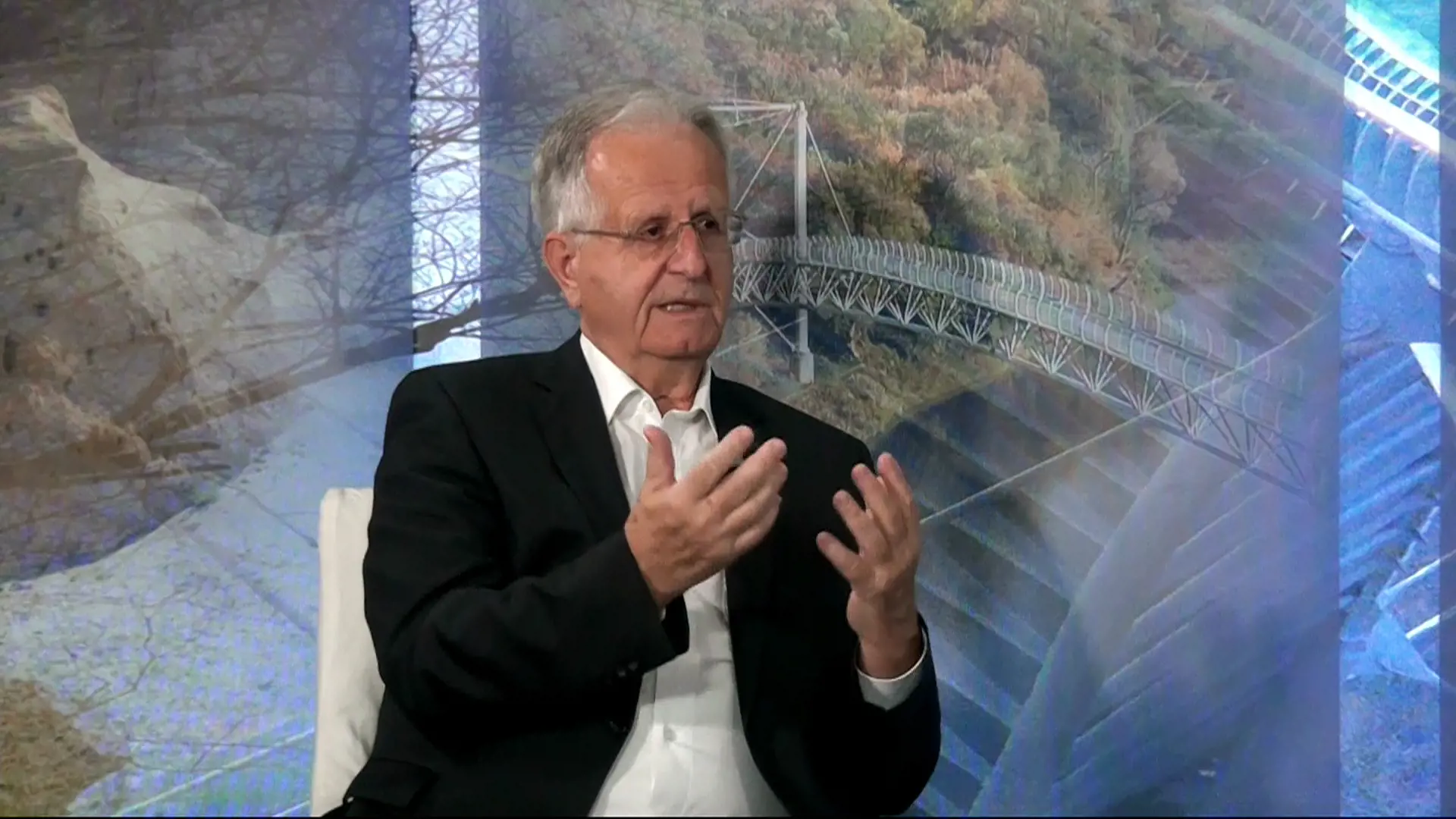 Katolícky kňaz, teológ a publicista Karol Moravčík nielen na "dušičkovú" tému...